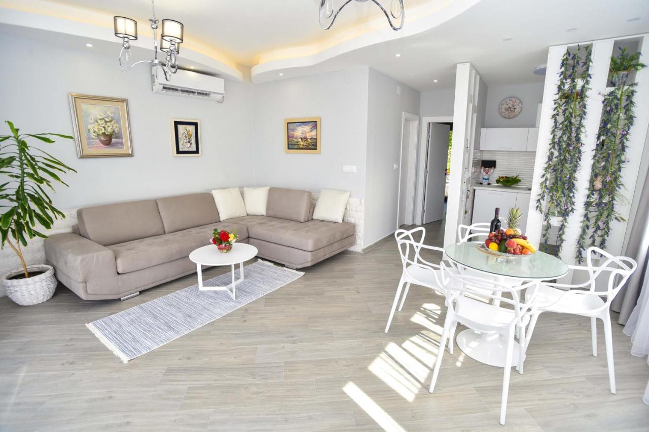 Verbalj Apartment With Swimming Pool Kotor Zewnętrze zdjęcie