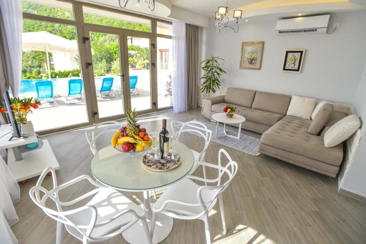 Verbalj Apartment With Swimming Pool Kotor Zewnętrze zdjęcie