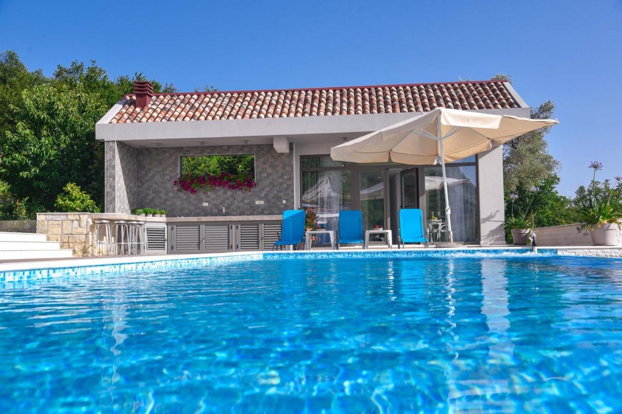 Verbalj Apartment With Swimming Pool Kotor Zewnętrze zdjęcie
